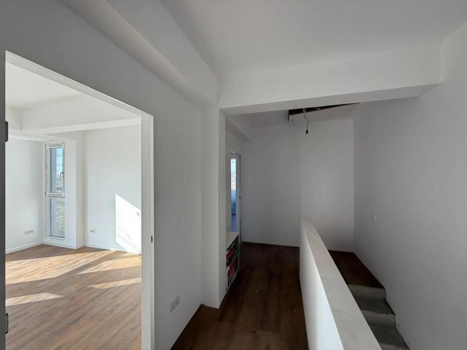 Casă cu 4 camere de vânzare în Tunari – fotografia 25 din 26