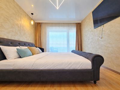 Apartament cu 2 camere de vânzare în Est, Mamaia-Sat – fotografia 5 din 14