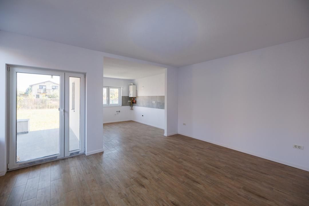 Casă cu 4 camere de vânzare în Moșnița Nouă – fotografia 6 din 56