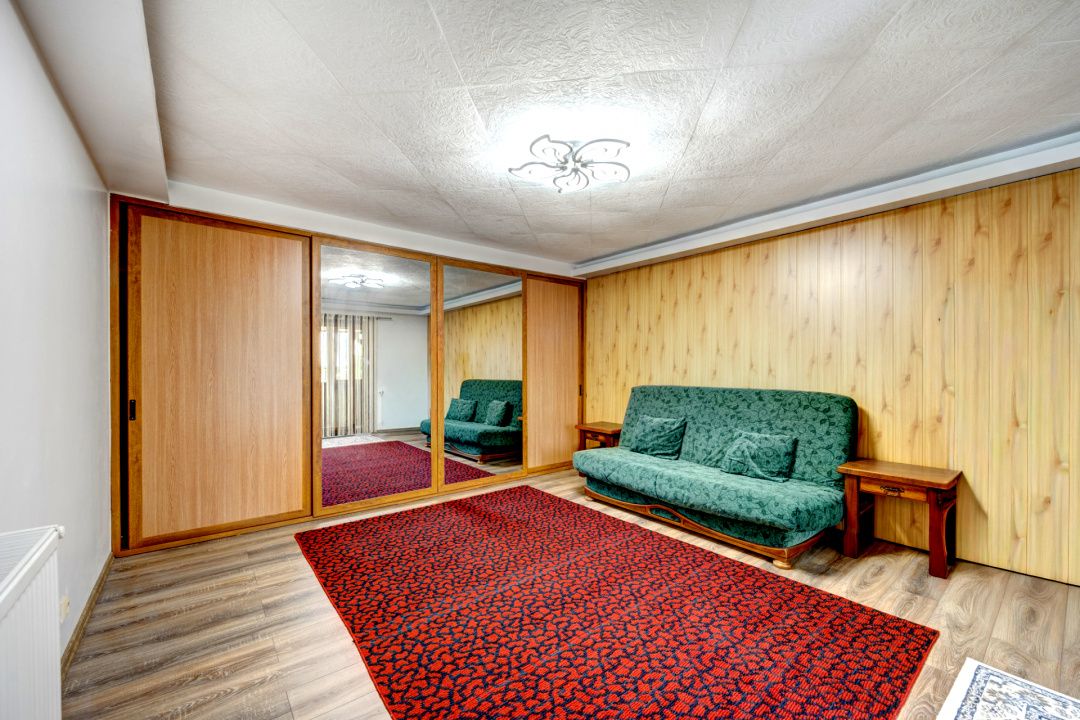 Casă cu 6 camere de vânzare în Afumați – fotografia 15 din 19