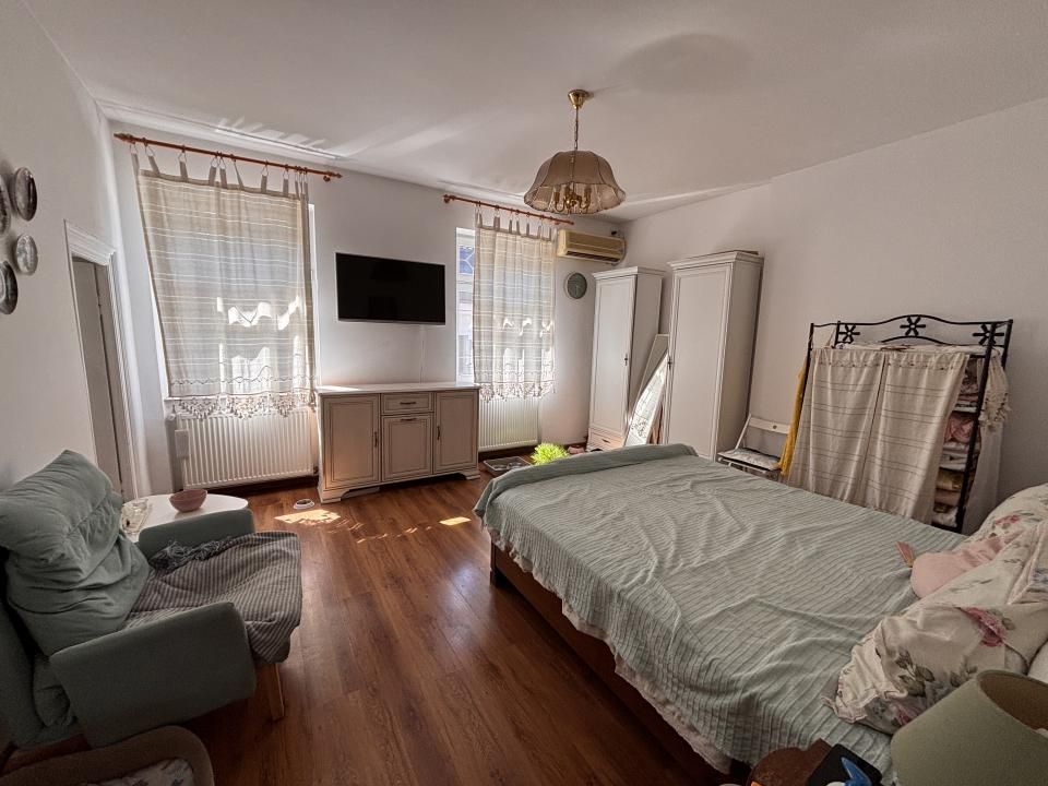 Casă cu 10 camere de vânzare în Foisorul de Foc, București – fotografia 9 din 18