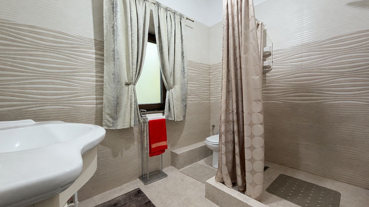 Casă cu 5 camere de vânzare în Cumpăna – fotografia 12 din 34