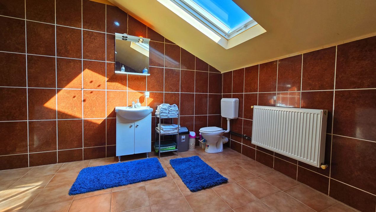 Casă cu 8 camere de vânzare în Central, Afumați – fotografia 74 din 91