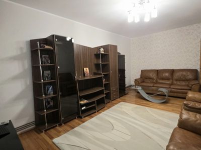Apartament cu 3 camere de închiriat în Gara, Constanța – fotografia 2 din 14