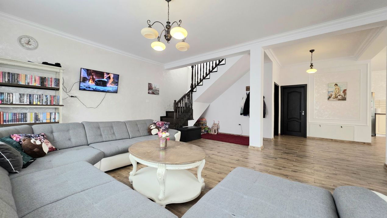 Casă cu 5 camere de vânzare în Năvodari – fotografia 25 din 29