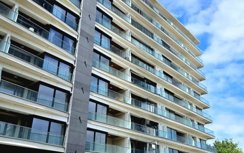 Apartament cu 2 camere de vânzare în Central, Mamaia