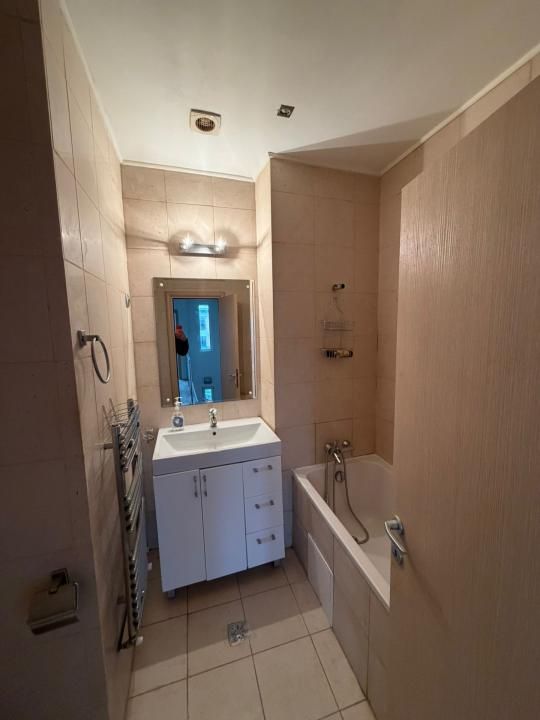Casă cu 4 camere de vânzare în Central, Tunari – fotografia 16 din 25