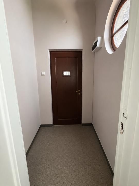 Casă cu 6 camere de vânzare în Vatra Luminoasa, București – fotografia 13 din 22