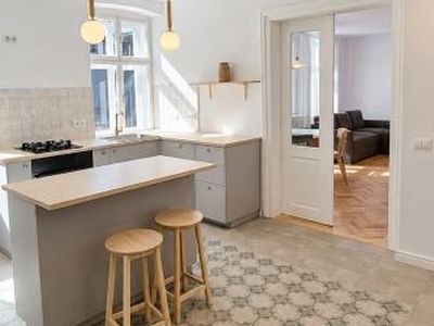 Apartament cu 2 camere de închiriat în Central, Brașov – fotografia 3 din 14
