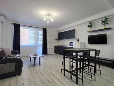 Apartament cu 2 camere de vânzare în Mamaia-Sat – fotografia 3 din 12