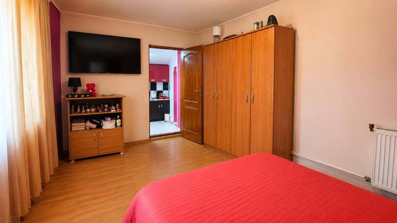 Casă cu 7 camere de vânzare în Pieptanari, București – fotografia 44 din 60