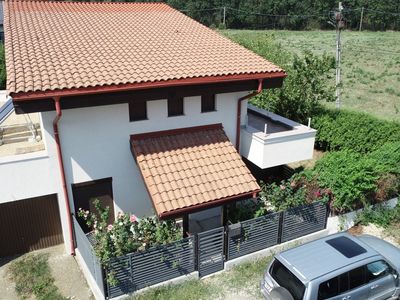 Casă cu 5 camere de vânzare în Mogoșoaia – fotografia 2 din 21