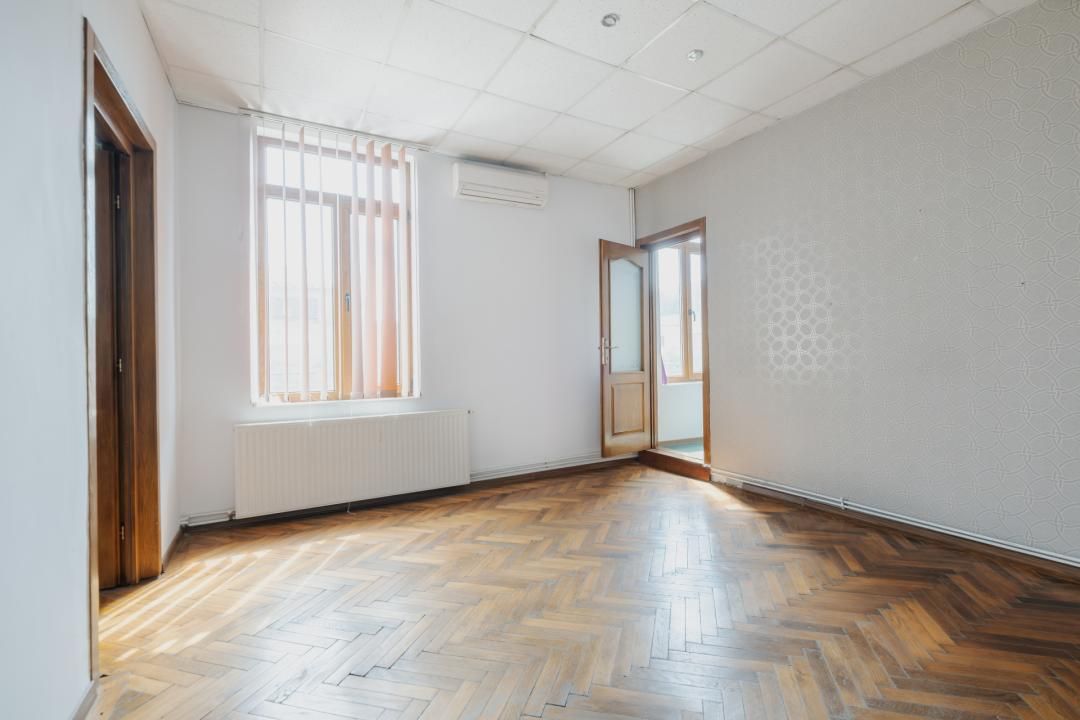 Casă cu 16 camere de vânzare în Peninsula, Constanța – fotografia 18 din 21