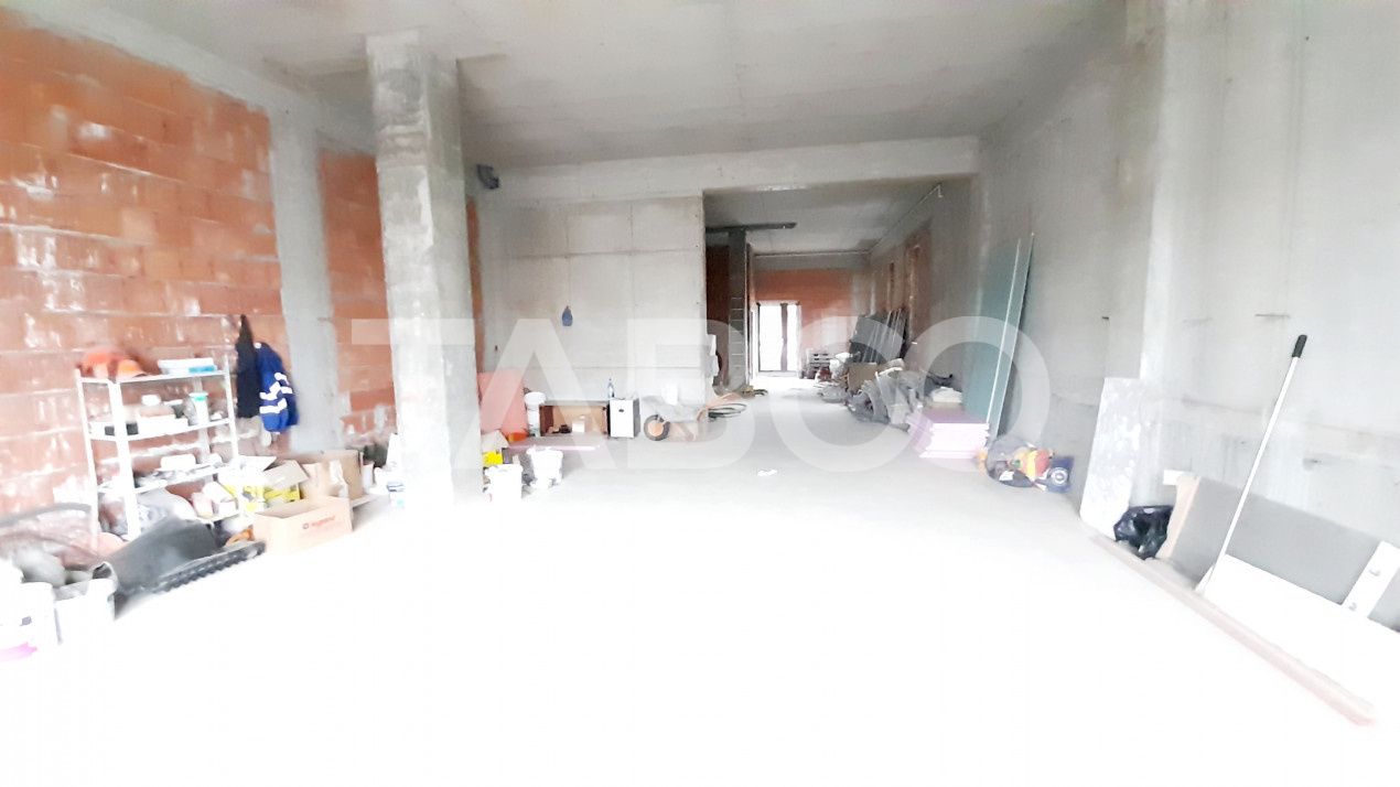 Spațiu comercial cu 2 camere de vânzare în Turnisor, Sibiu – fotografia 2 din 7
