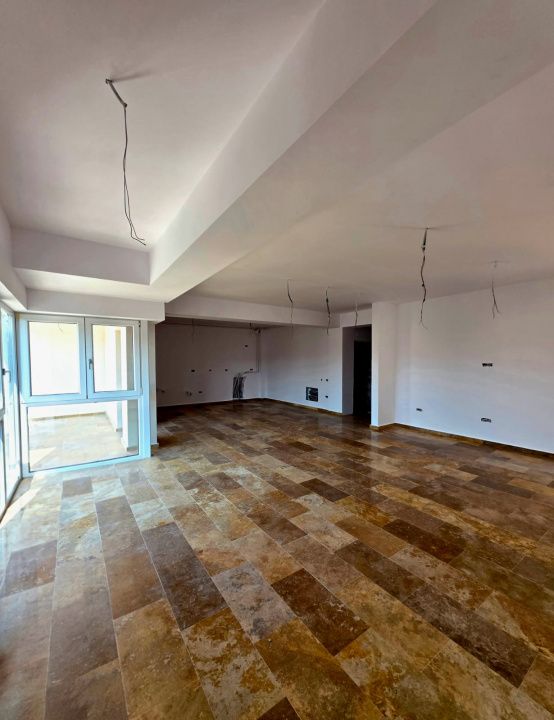 Casă cu 12 camere de vânzare în Faleza Nord, Constanța – fotografia 7 din 22