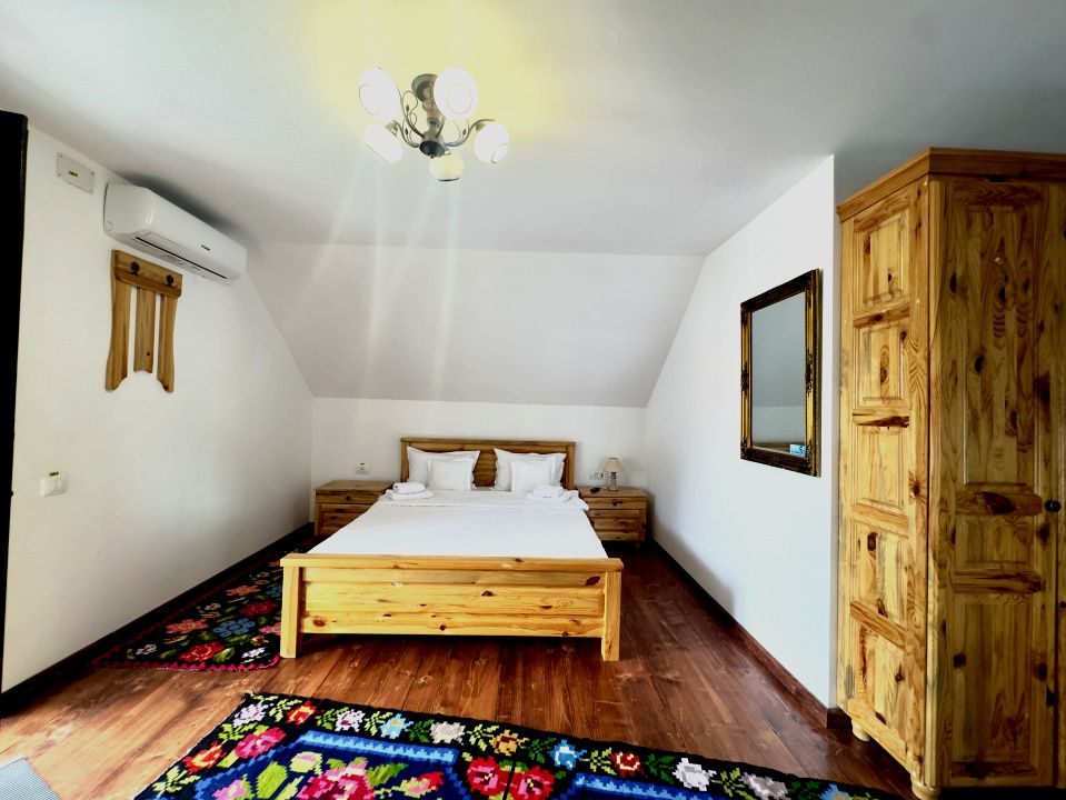 Hotel / pensiune cu 11 camere de vânzare în Central, Târgu Ocna – fotografia 22 din 30
