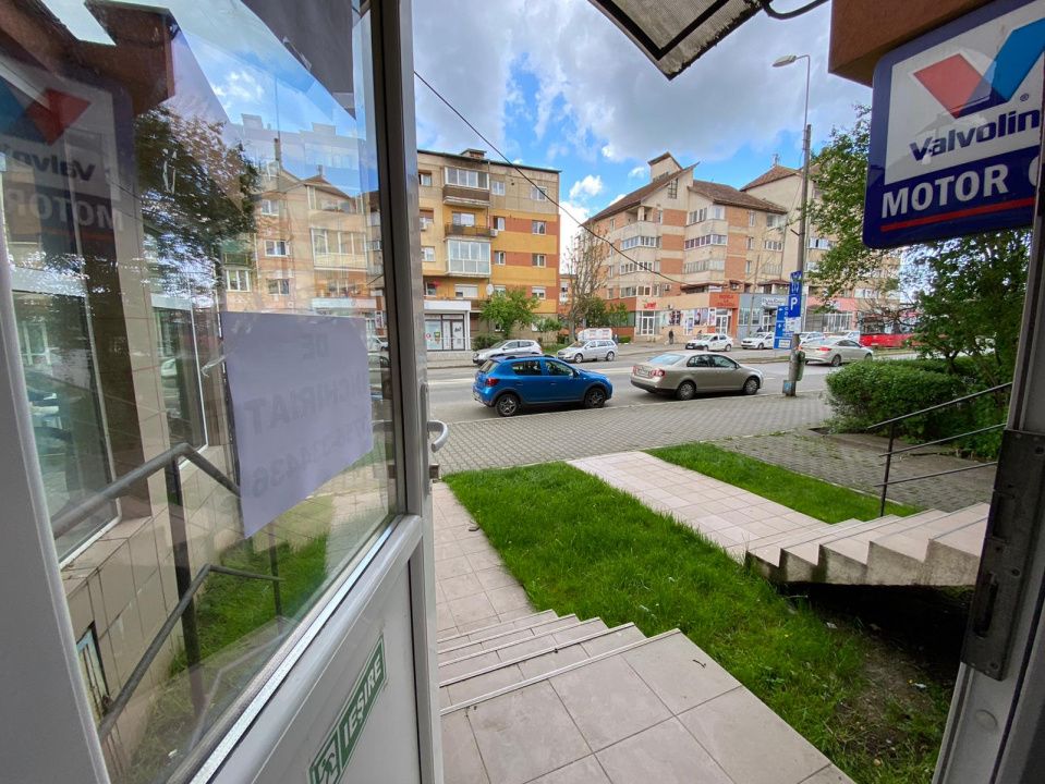Spațiu comercial cu 2 camere de închiriat în Cetate, Alba Iulia – fotografia 14 din 25