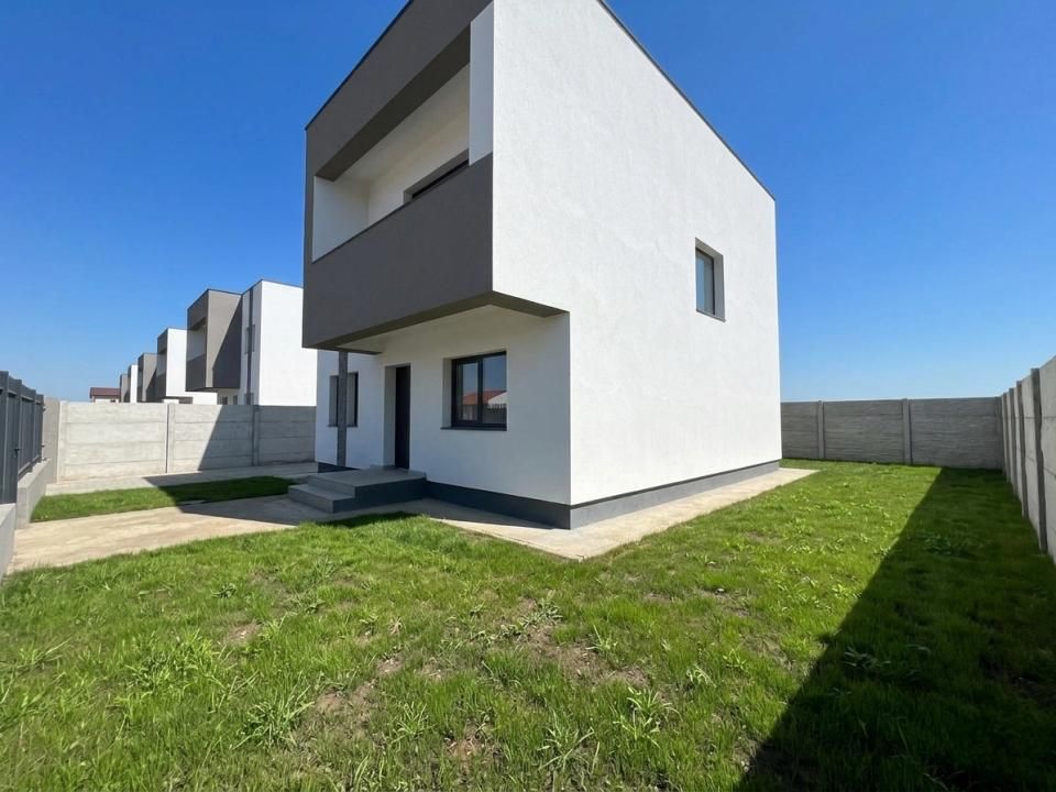 Casă cu 4 camere de vânzare în Sud, Tunari – fotografia 11 din 17