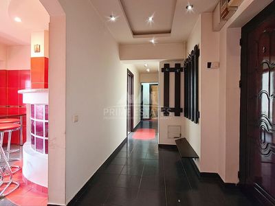 Apartament cu 3 camere de vânzare în Unirii, București – fotografia 2 din 15