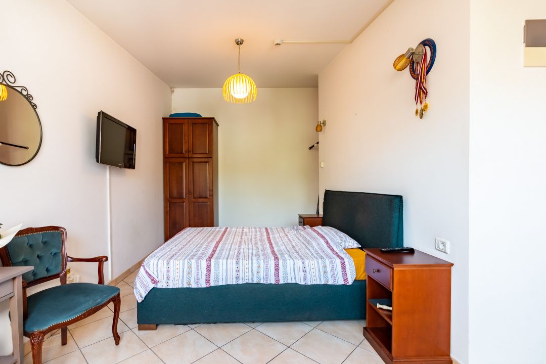 Casă cu 9 camere de vânzare în Unirii, București – fotografia 6 din 49