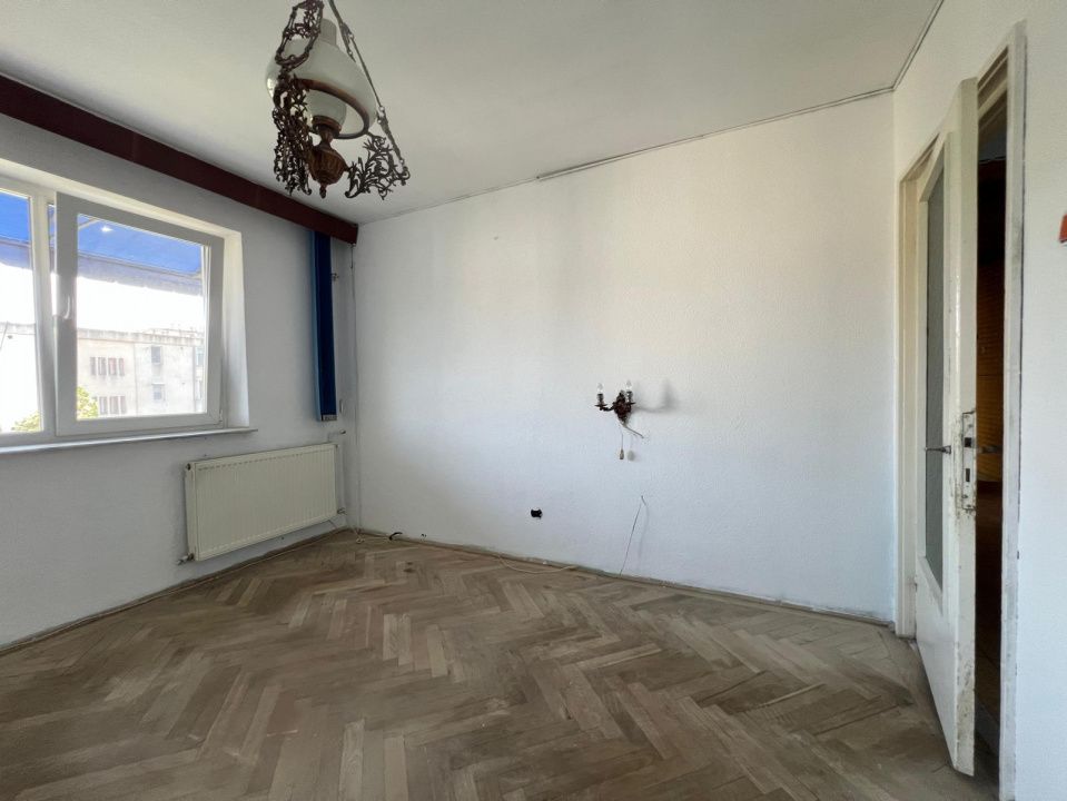 Apartament cu 3 camere de vânzare în Tomis II, Constanța – fotografia 21 din 25