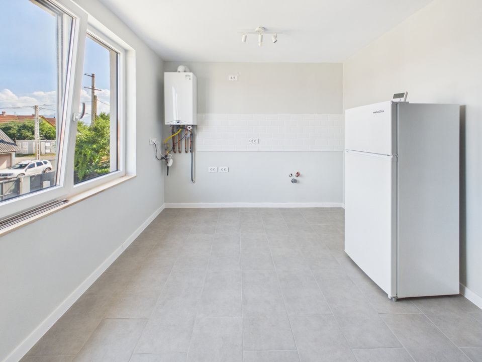 Apartament cu 3 camere de vânzare în Sânpetru – fotografia 12 din 18