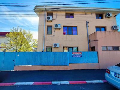 Casă cu 12 camere de vânzare în Central, Mamaia-Sat – fotografia 4 din 20