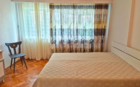 Apartament cu 3 camere de închiriat în Central, Râmnicu Vâlcea