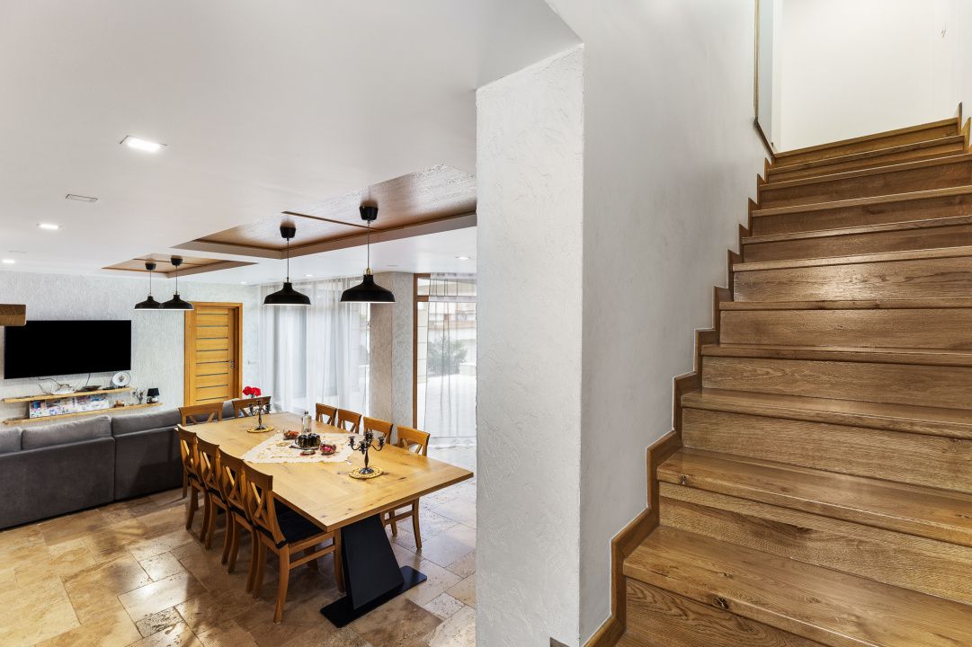 Casă cu 11 camere de vânzare în Faleza Nord, Constanța – fotografia 5 din 31
