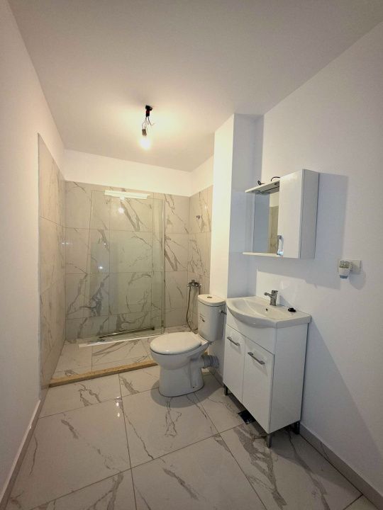 Apartament cu 2 camere de vânzare în Nord, Mamaia-Sat – fotografia 9 din 11