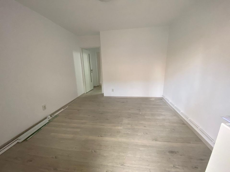 Spațiu comercial cu 2 camere de închiriat în Cetate, Alba Iulia – fotografia 37 din 37