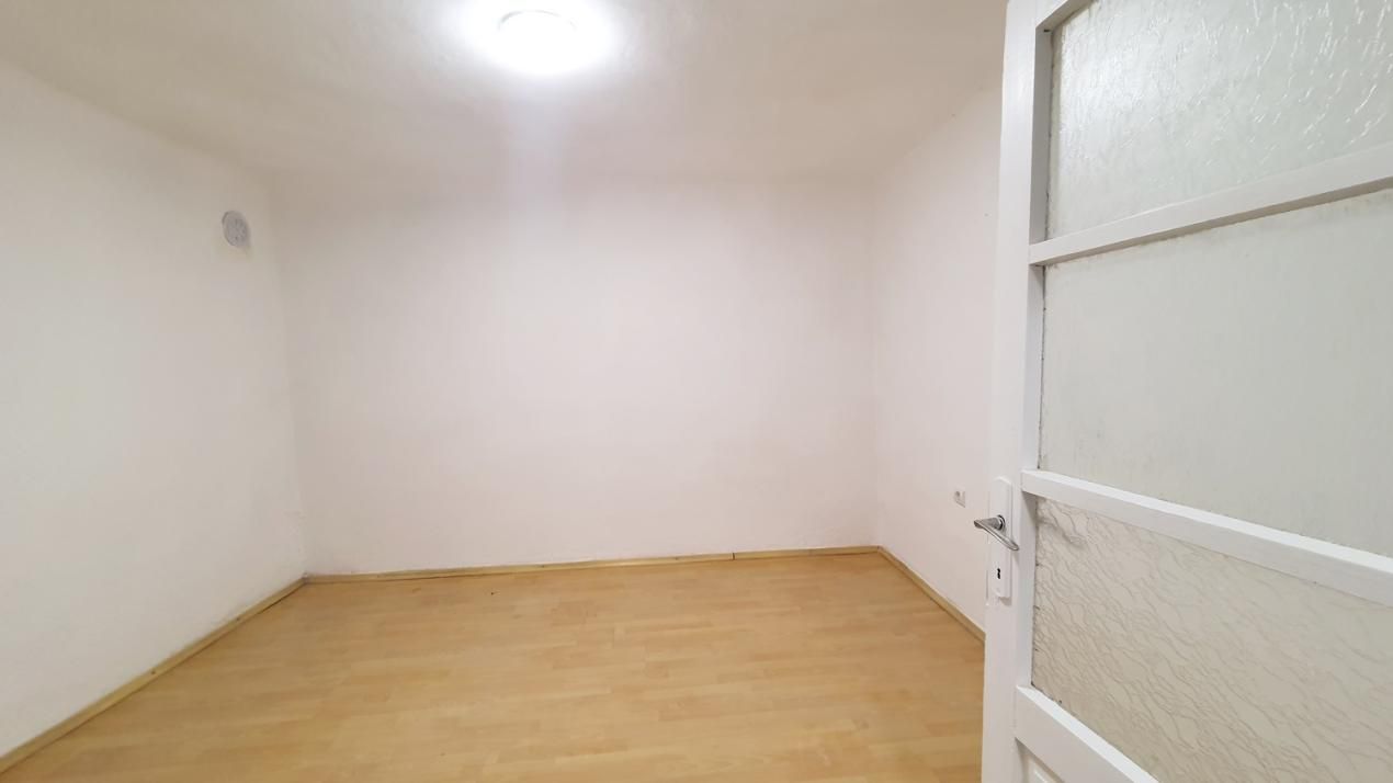 Casă cu 4 camere de vânzare în Ferentari, București – fotografia 5 din 12