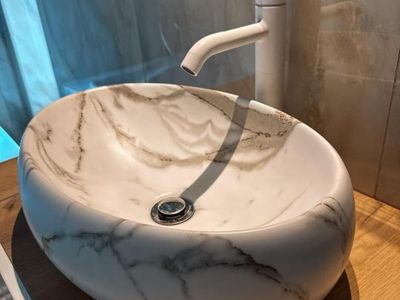 Casă cu 4 camere de vânzare în Central, Tunari – fotografia 5 din 28