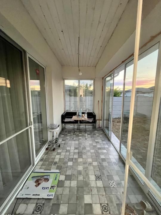 Casă cu 3 camere de închiriat în Central, Tunari – fotografia 7 din 20
