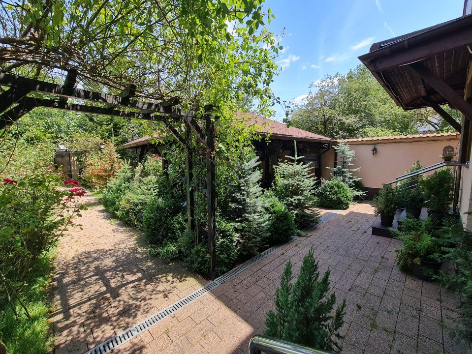 Casă cu 6 camere de vânzare în Domnești – fotografia 4 din 36