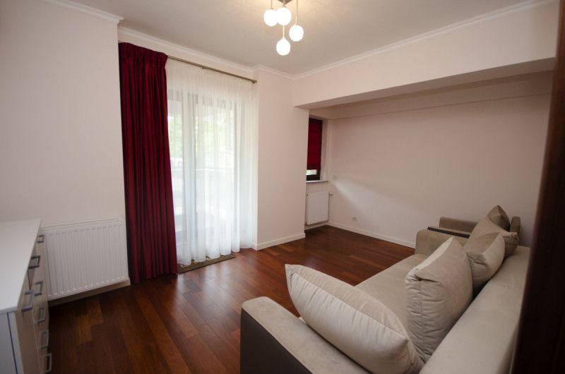 Apartament cu 3 camere de închiriat în P-ta Victoriei, București – fotografia 5 din 15