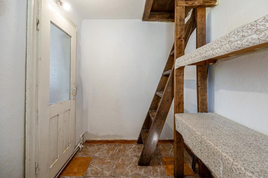 Casă cu 4 camere de vânzare în Central, Magura – fotografia 25 din 40