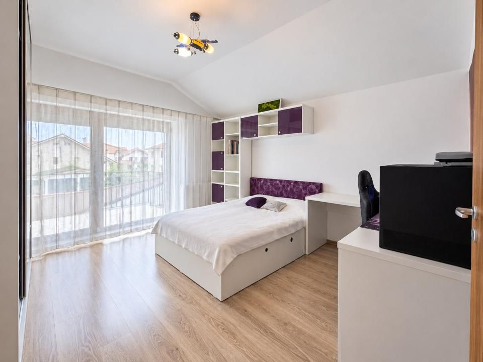 Casă cu 5 camere de vânzare în Sud, Ovidiu – fotografia 5 din 30