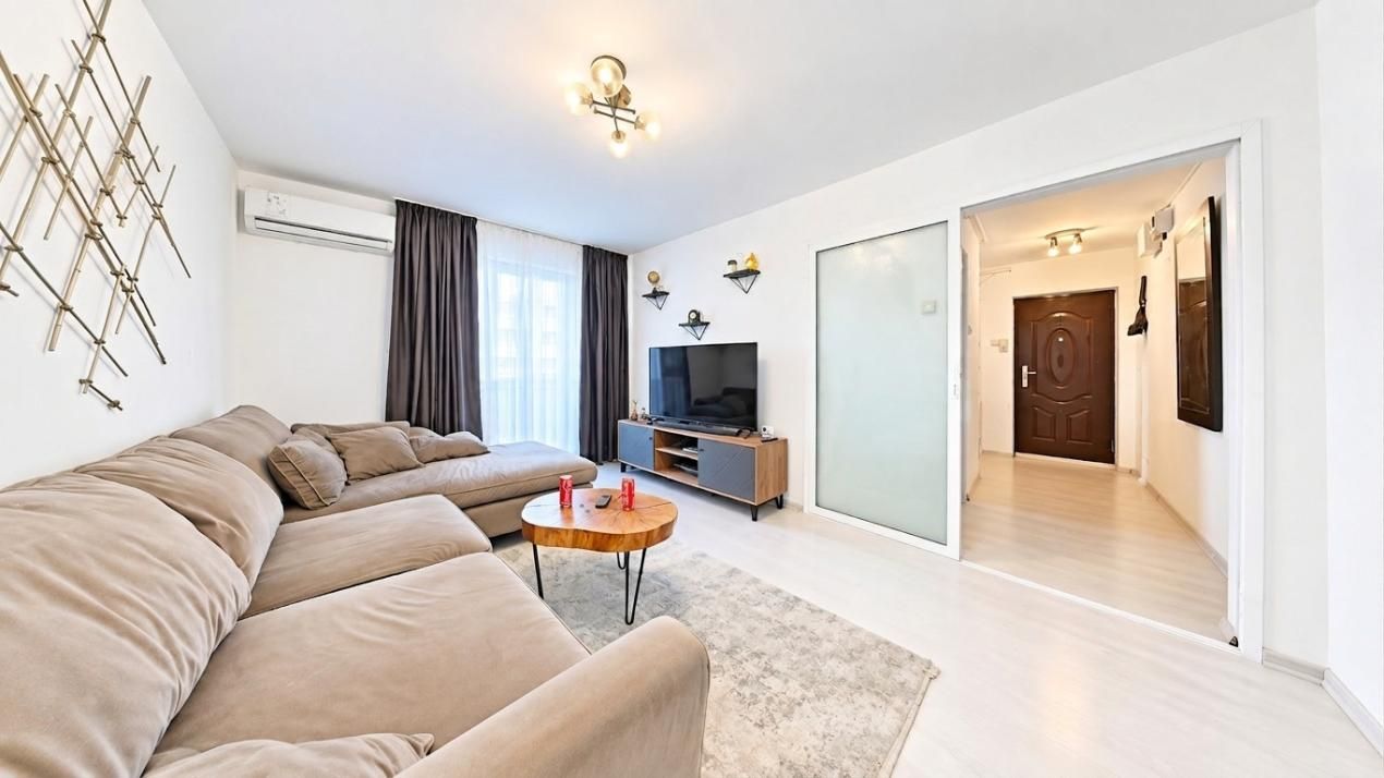 Apartament cu 3 camere de vânzare în Grivitei, Brașov – fotografia 1 din 10