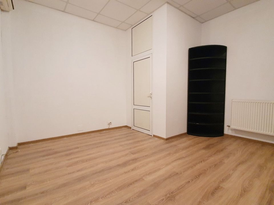 Spațiu de birouri cu 3 camere de închiriat în Calea Calarasilor, București – fotografia 5 din 10