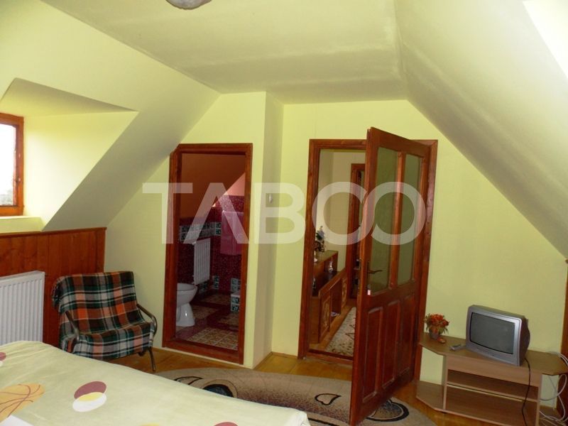 Hotel / pensiune cu 13 camere de vânzare în Cârțișoara – fotografia 43 din 53