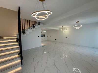 Casă cu 4 camere de vânzare în Nord-Est, Afumați – fotografia 5 din 18