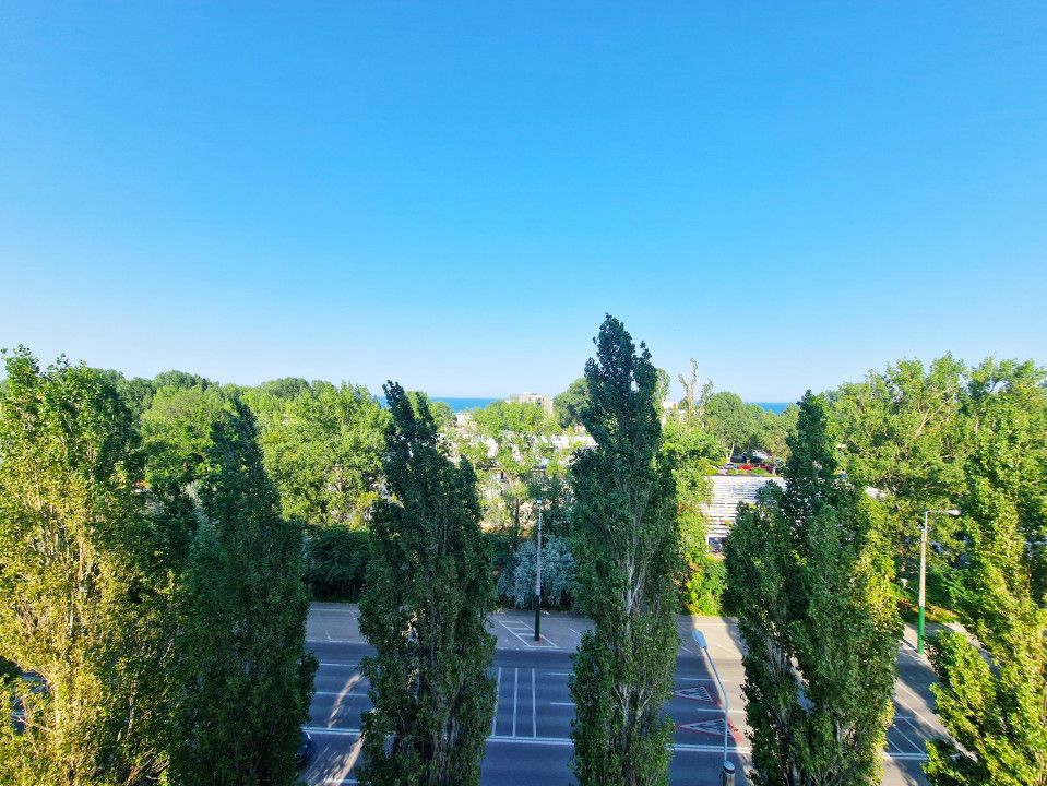 Apartament cu 3 camere de vânzare în Mamaia – fotografia 2 din 15