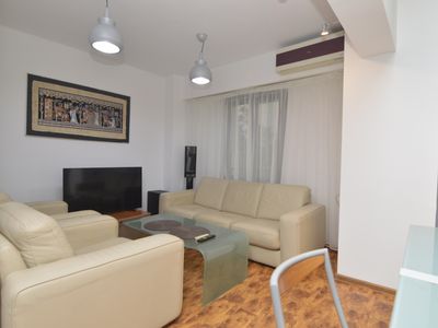 Apartament cu 3 camere de închiriat în Unirii, București – fotografia 2 din 21