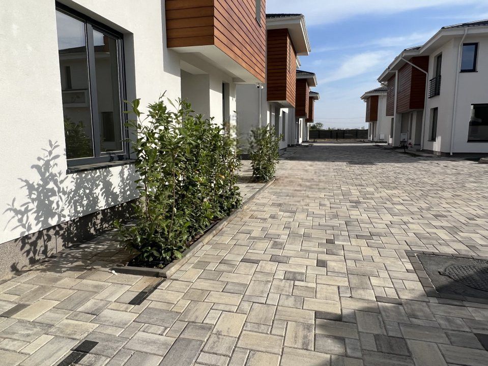 Casă cu 4 camere de vânzare în Central, Otopeni – fotografia 10 din 18