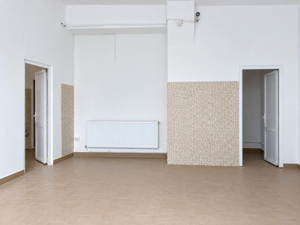 Spațiu comercial cu 5 camere de închiriat în Sud, Bacău – fotografia 8 din 16