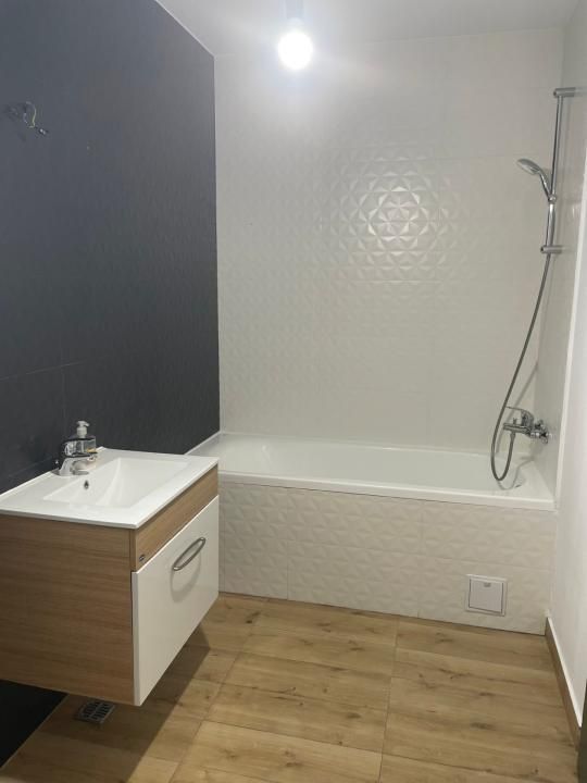 Apartament cu 2 camere de vânzare în Nord, Pitești – fotografia 6 din 7