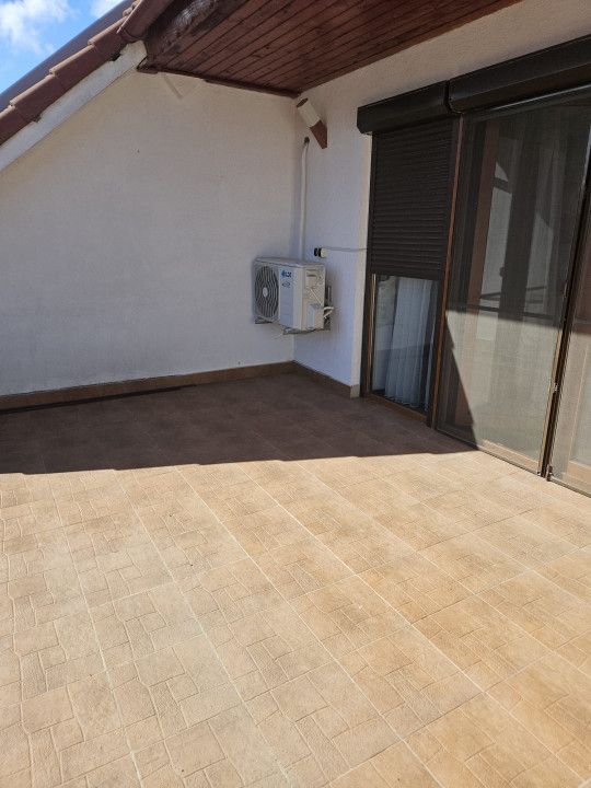 Apartament cu 3 camere de închiriat în Mamaia-Sat – fotografia 9 din 13