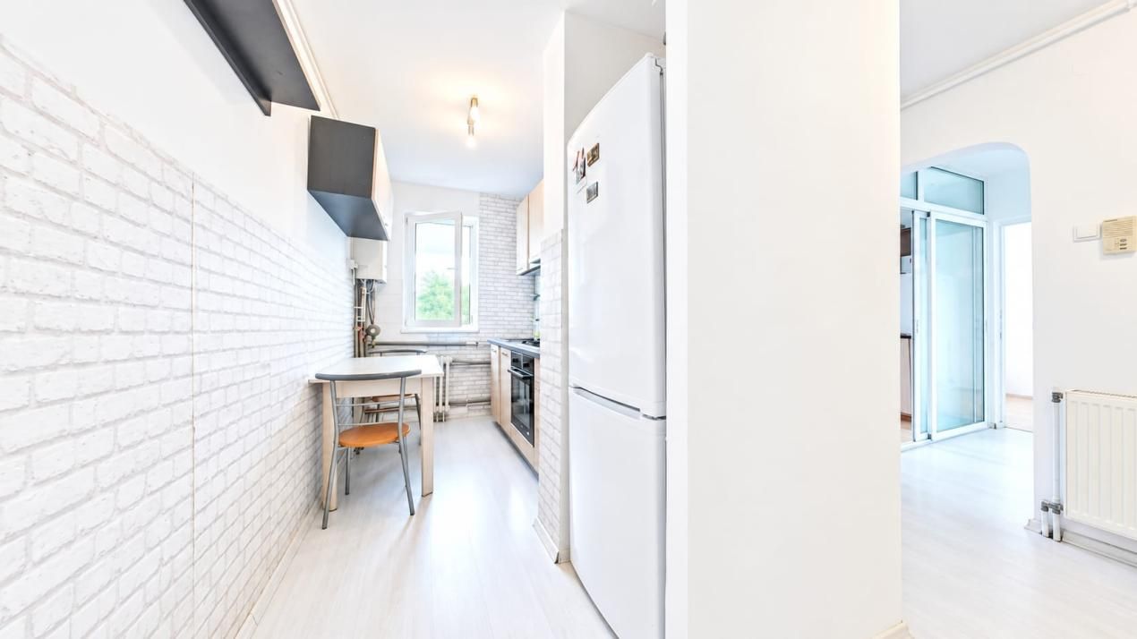 Apartament cu 3 camere de vânzare în Grivitei, Brașov – fotografia 6 din 10