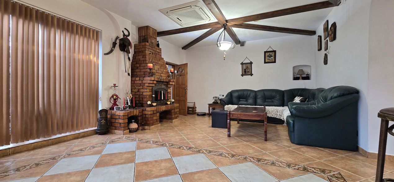 Hotel / pensiune cu 17 camere de vânzare în Central, Eforie Nord – fotografia 1 din 36